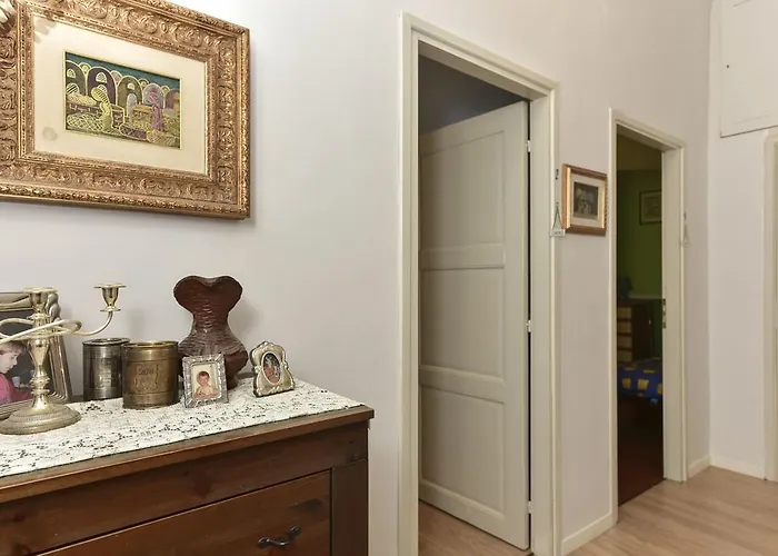 Nicole Rooms Roma